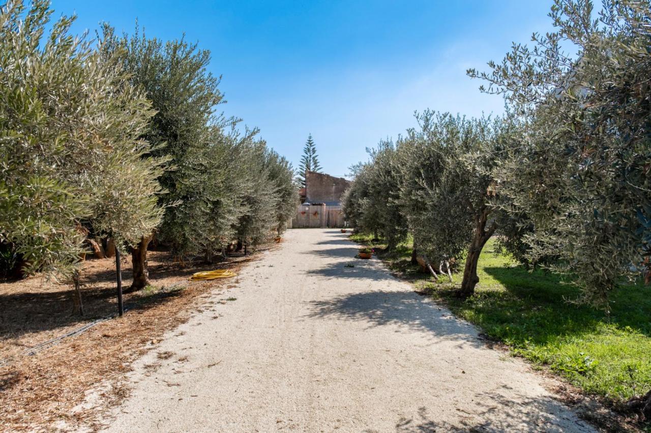 Villa Tra Mare E Ulivi Lido di Noto Kültér fotó